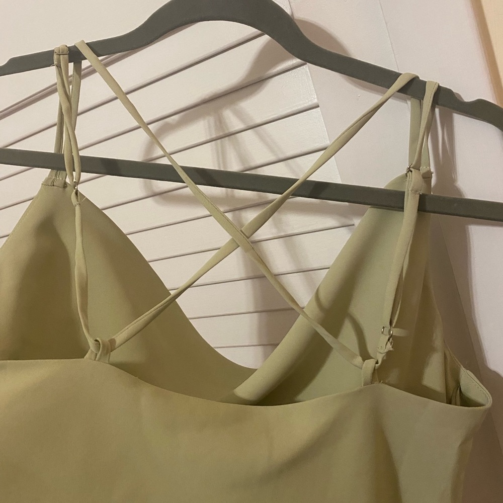 Green Top - Picture 2 of 5